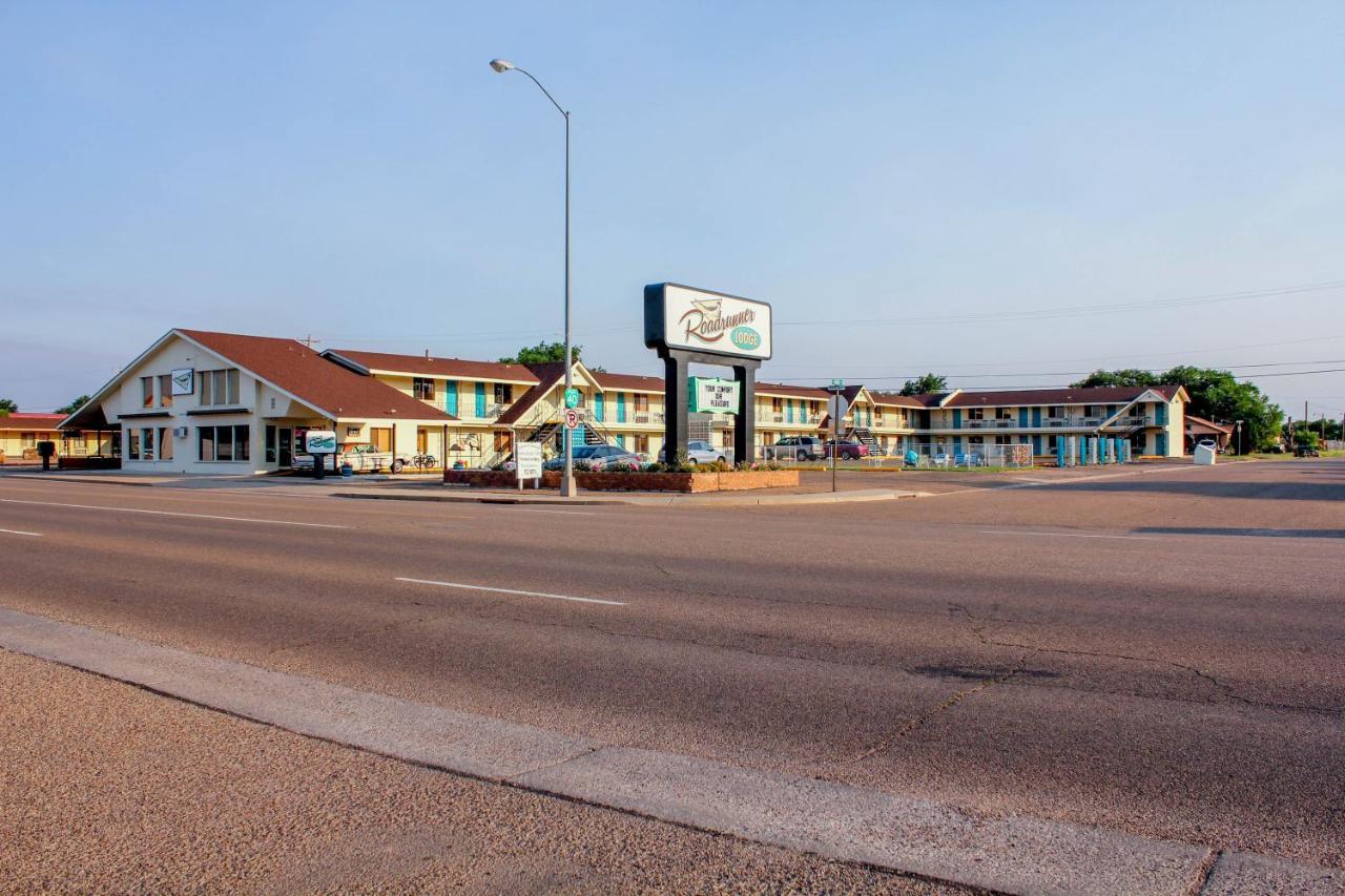 Roadrunner Lodge Motel Tucumcari Exterior photo
